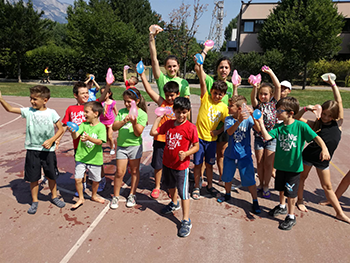I bambini di Sportivando giocano alle colonie